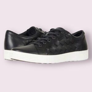 Ecco Soft Woven Black Leather Tie Sneaker